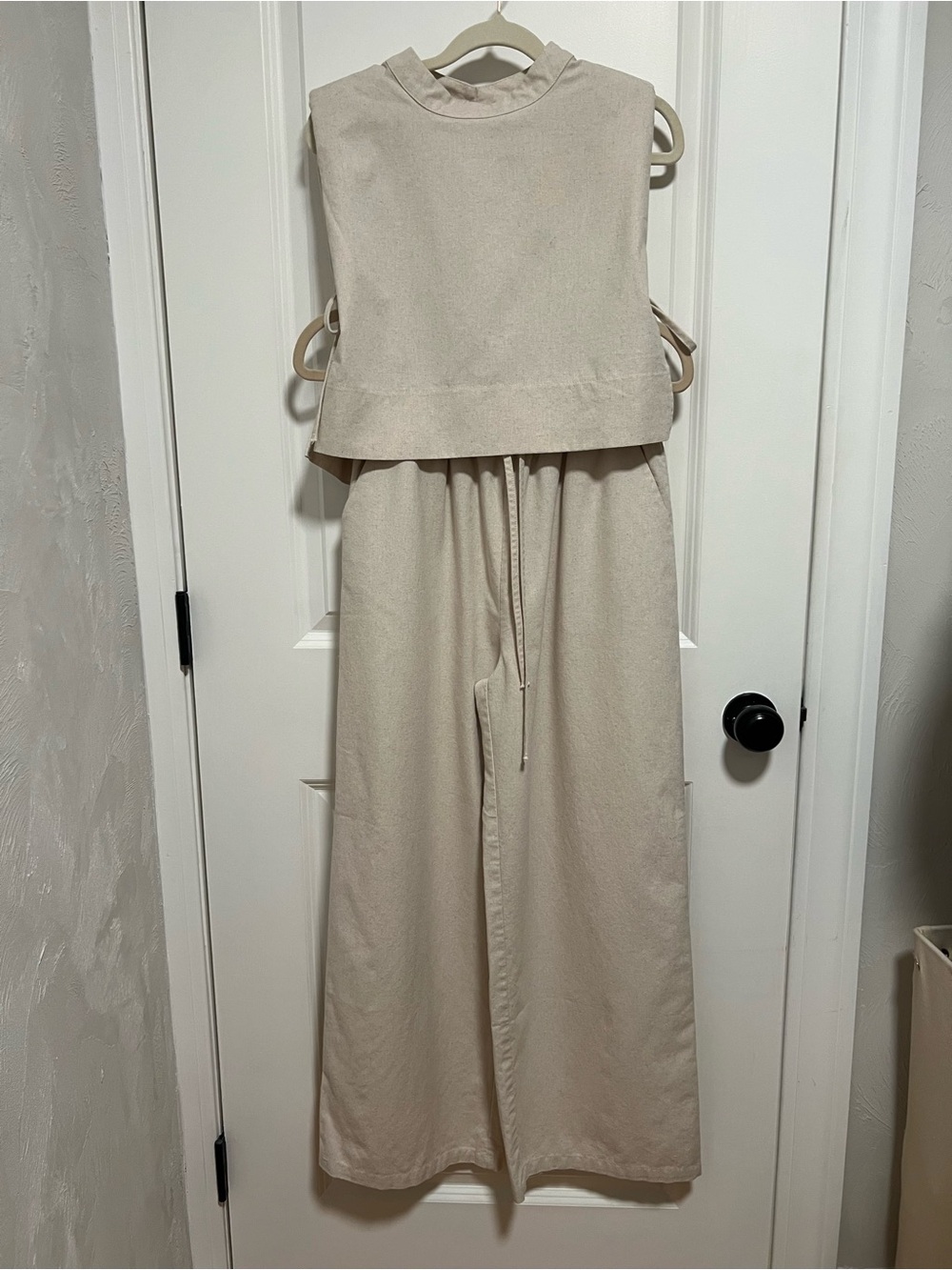 NWOT Commense Sleeveless Side-Tie Wide-Leg Jumpsuit in Cream - Picture 2 of 8